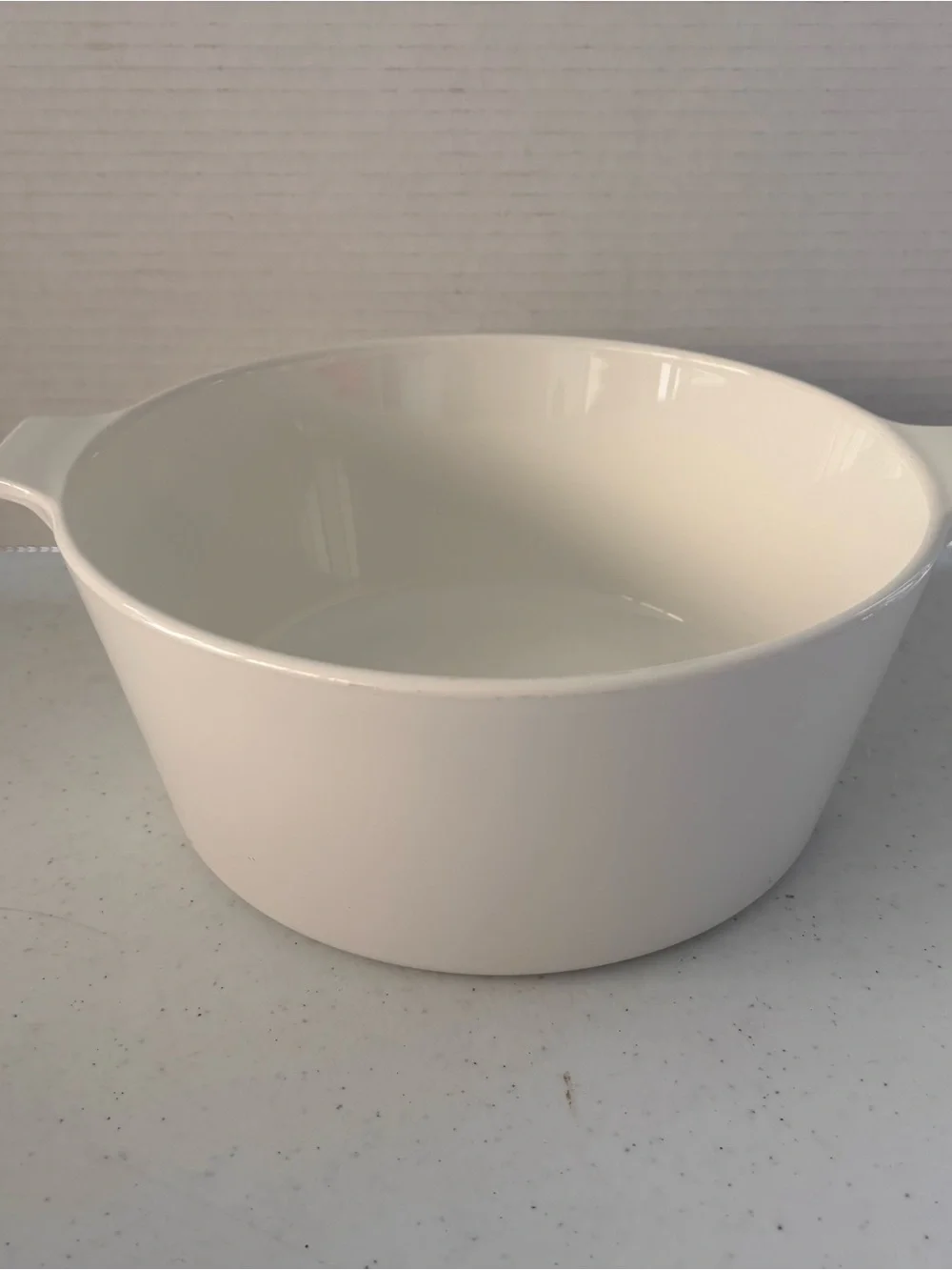 Corning Ware Buffet Server B-2 1/2-B White 2.5 Quart Mid Century Vintage 1960's